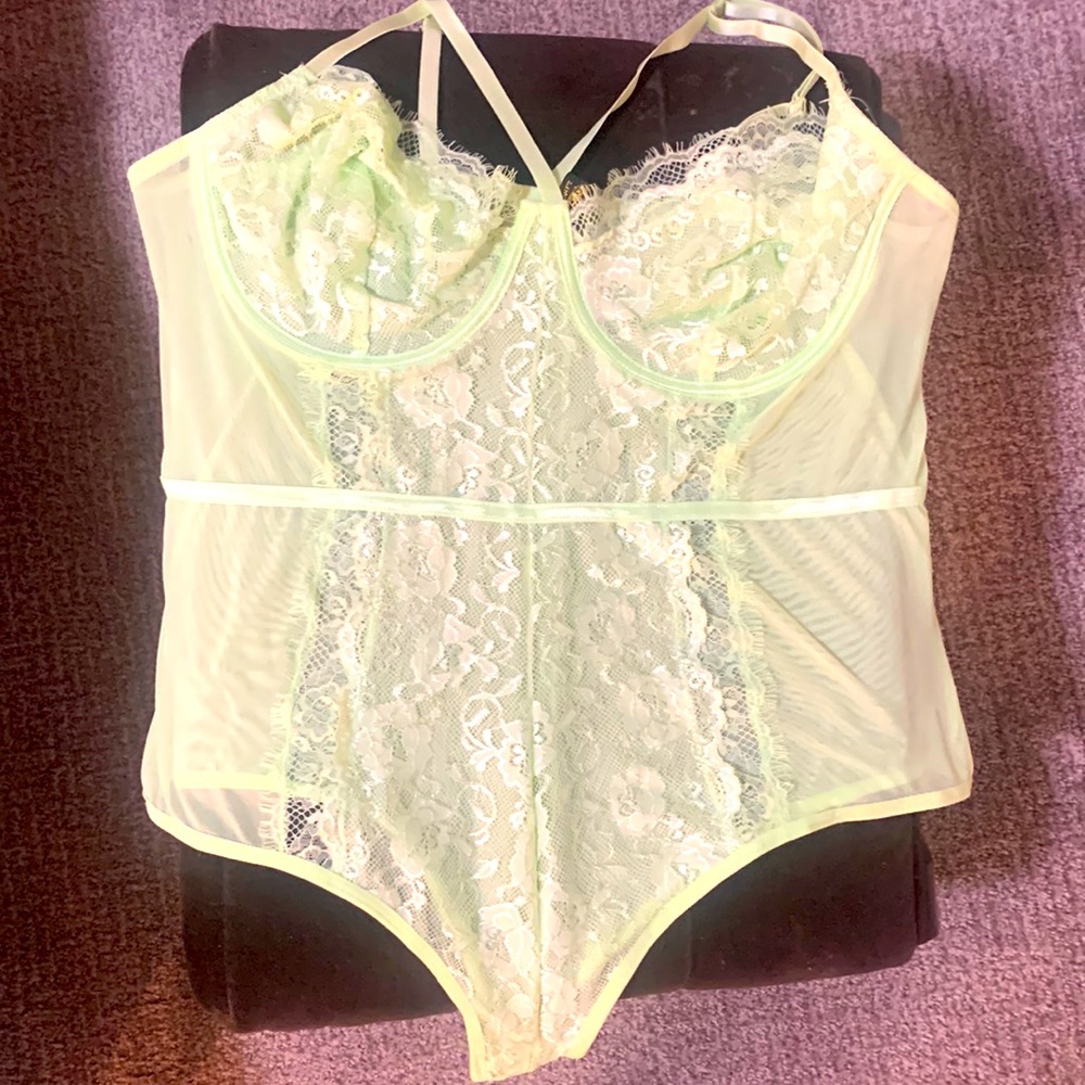 NWOT Just Sexy Lingerie Eyelash Lace bodysuit 2X